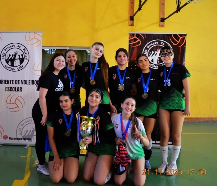 1° lugar Liga Oriente de Voleibol - Categoría Sub 18 CPV Providencia